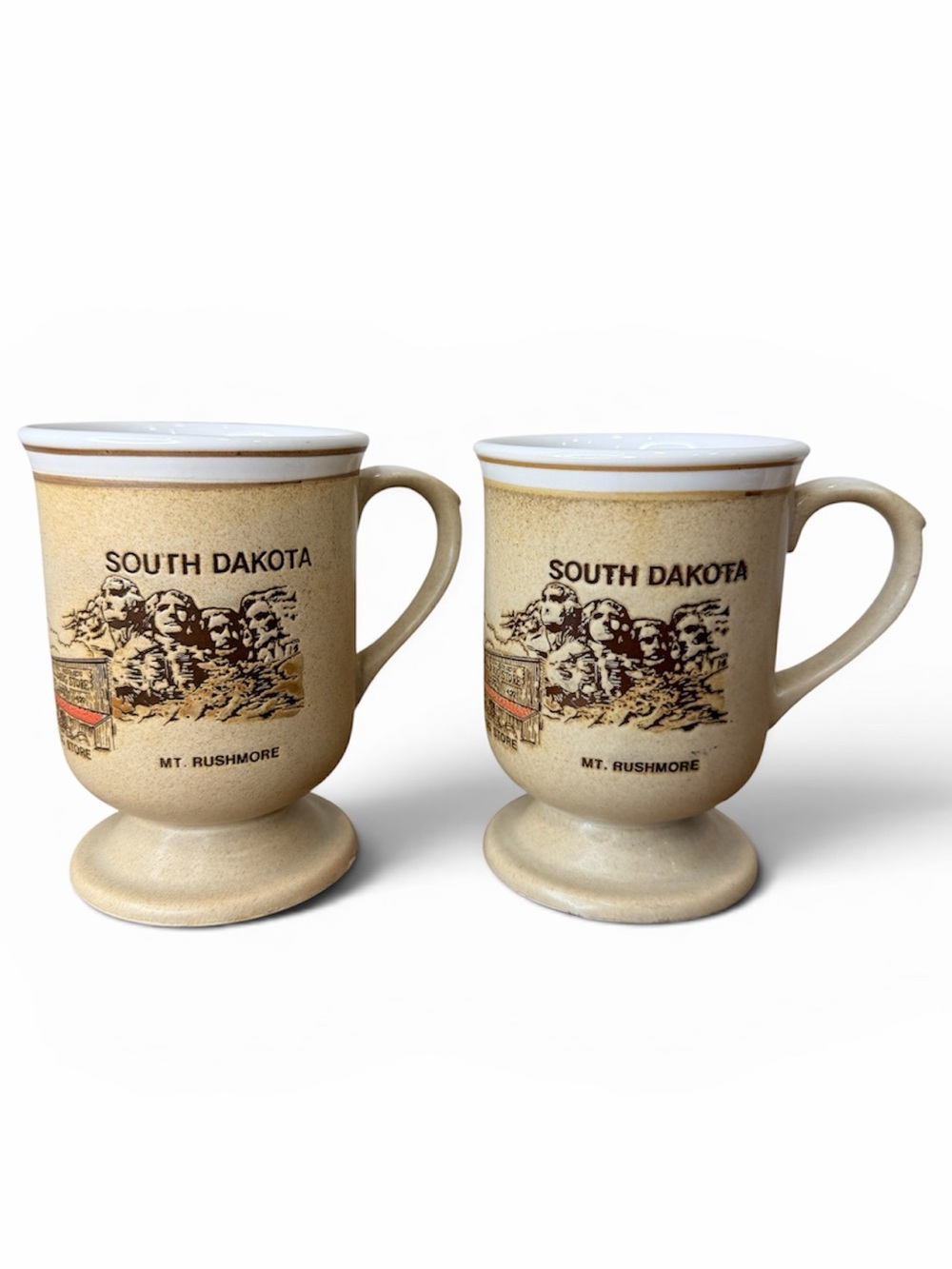 Set Of 2 Vtg S Dakota Souvenir Mug National Parks Mt Rushmore Badlands Wall Drug